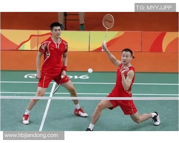 北京羽毛球队在世界锦标赛中的默契配合与战术分析
